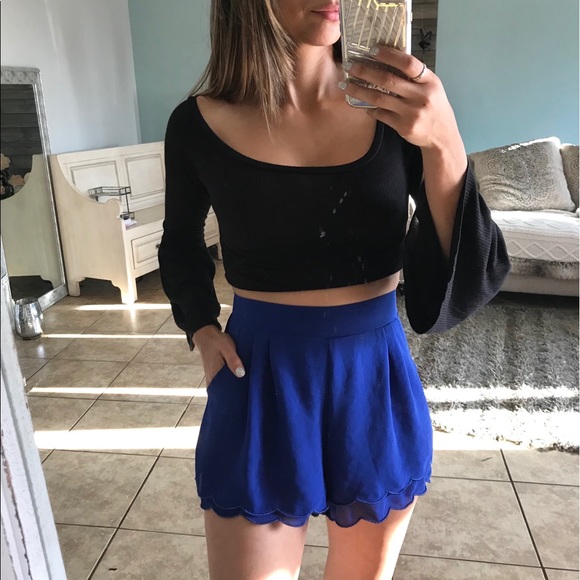 Pants - Scalloped Shorts